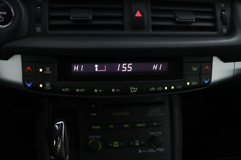 Lexus CT - 200h Luxury Line 7