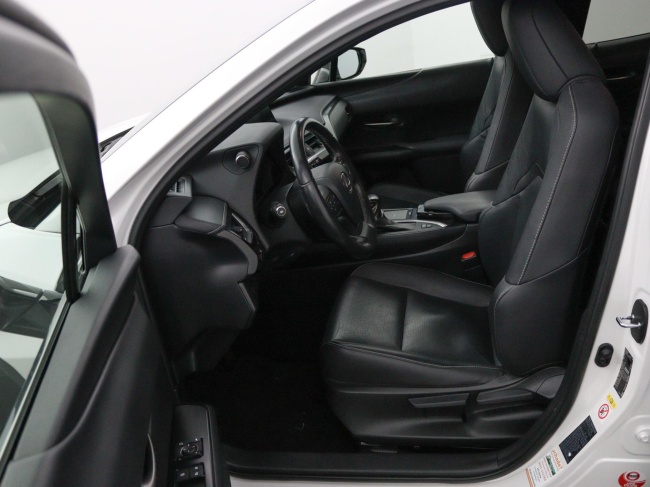 Lexus UX - 250h Luxury Line