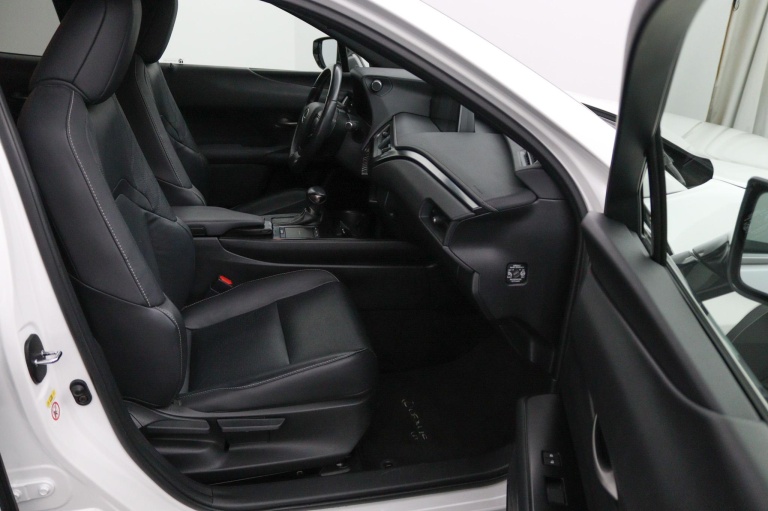 Lexus UX - 250h Luxury Line 22
