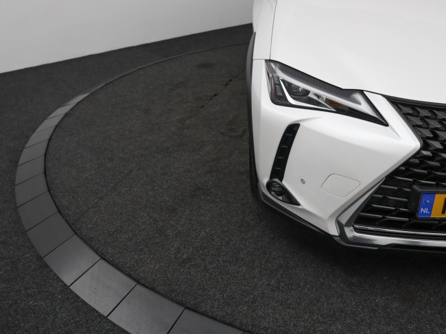 Lexus UX - 250h Luxury Line