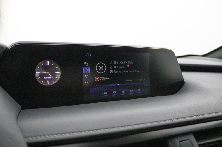 Lexus UX - 250h Luxury Line 42