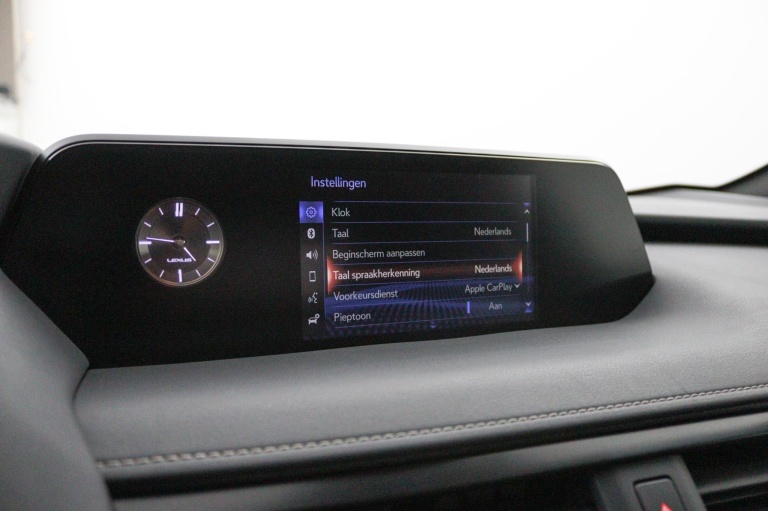 Lexus UX - 250h Luxury Line 44