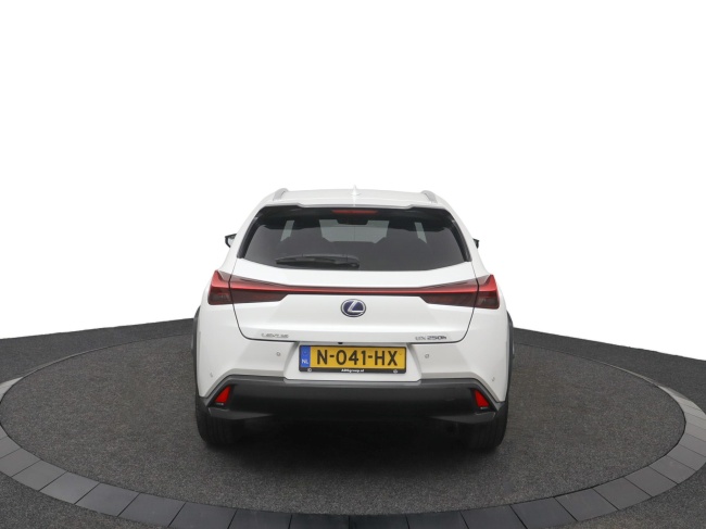 Lexus UX - 250h Luxury Line