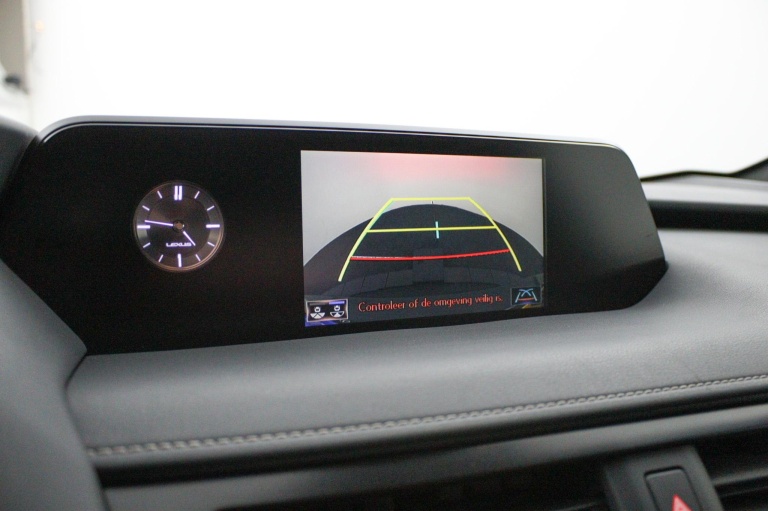 Lexus UX - 250h Luxury Line 9
