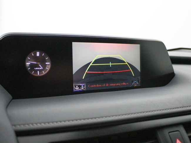 Lexus UX - 250h Luxury Line