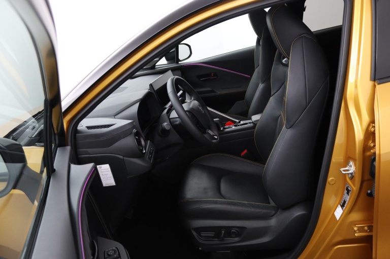 Toyota C-HR - 2.0 Hybrid 200 Première Edition 17