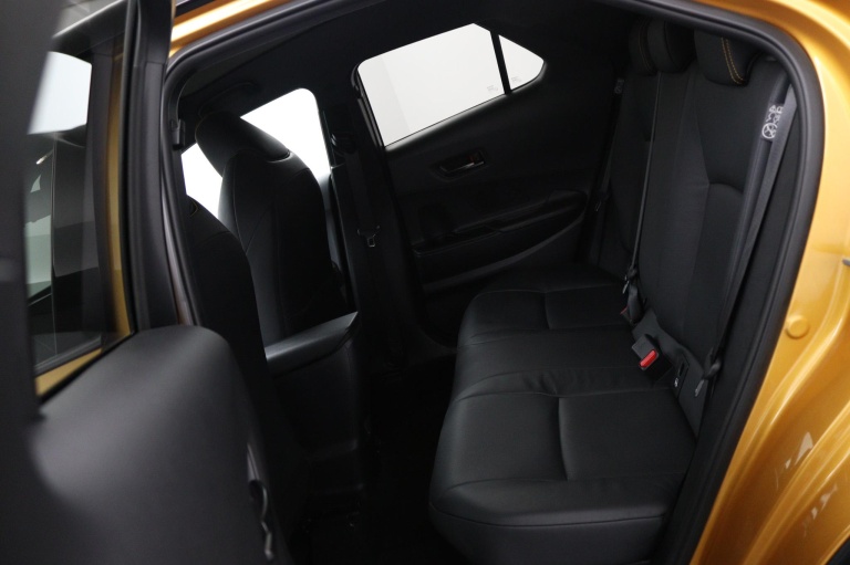 Toyota C-HR - 2.0 Hybrid 200 Première Edition 18