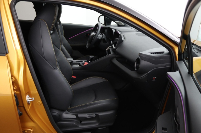 Toyota C-HR - 2.0 Hybrid 200 Première Edition 22