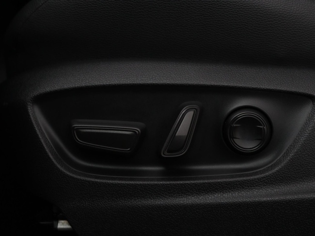 Toyota C-HR - 2.0 Hybrid 200 Première Edition