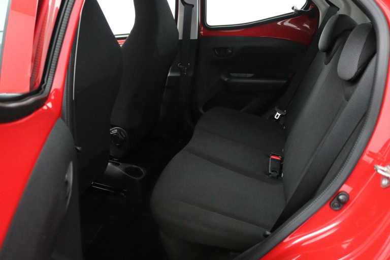Toyota Aygo - 1.0 VVT-i x-fun 12