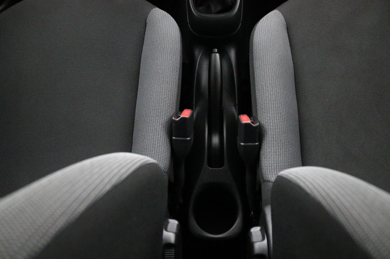 Toyota Aygo - 1.0 VVT-i x-fun 33