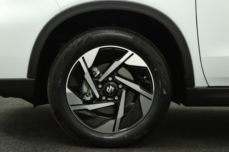 Suzuki Vitara - 1.4 Boosterjet Style Smart Hybrid 38