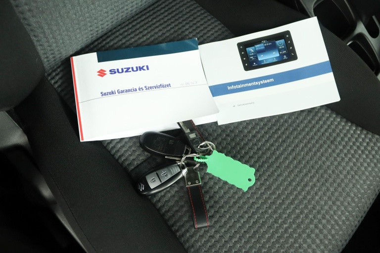 Suzuki S-Cross - 1.5 Hybrid Select 11