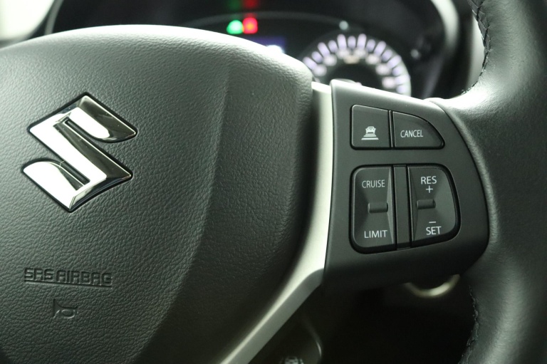Suzuki S-Cross - 1.5 Hybrid Select 21