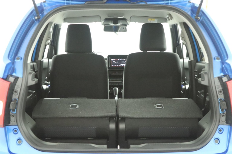 Suzuki Ignis - 1.2 Smart Hybrid Style 26