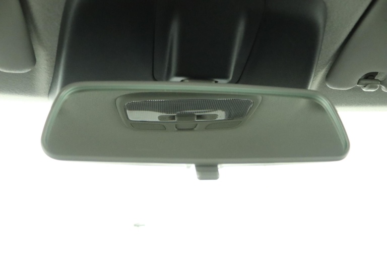 Suzuki Ignis - 1.2 Smart Hybrid Style 33