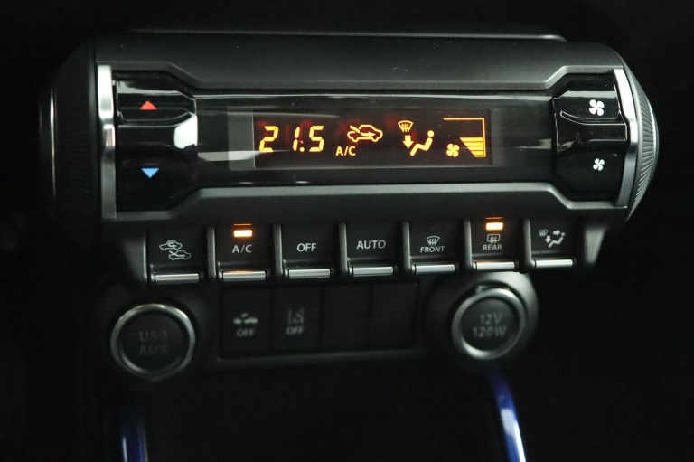 Suzuki Ignis - 1.2 Smart Hybrid Style 7