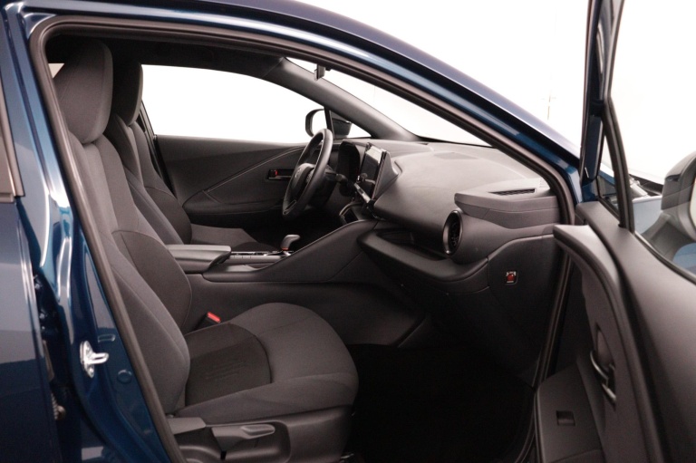 Toyota C-HR - 1.8 Hybrid 140 Dynamic 19