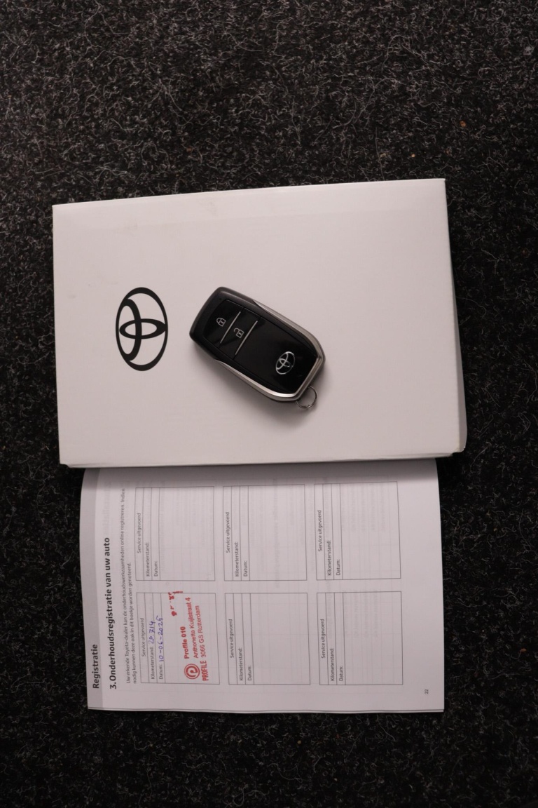 Toyota C-HR - 1.8 Hybrid 140 Dynamic 9