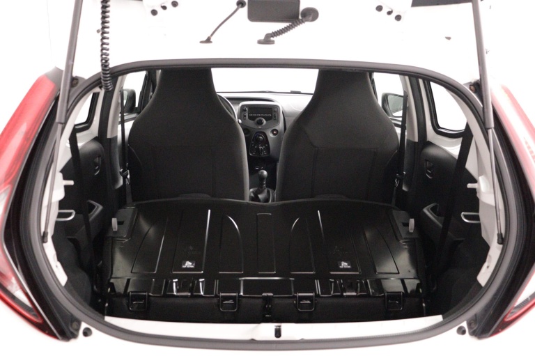 Toyota Aygo - 1.0 VVT-i x-fun 24