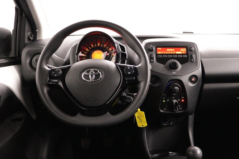 Toyota Aygo - 1.0 VVT-i x-fun 37