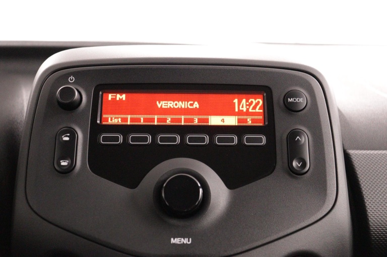 Toyota Aygo - 1.0 VVT-i x-fun 8
