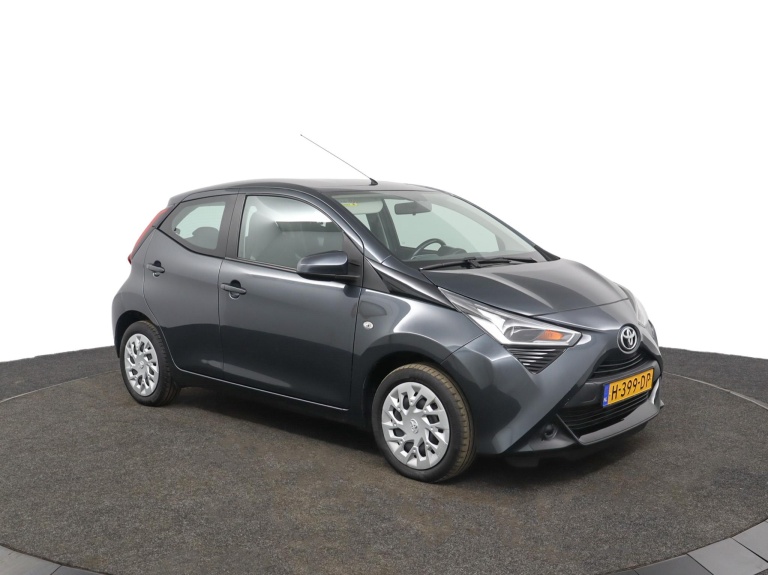 Toyota Aygo - 1.0 VVT-i x-play 14