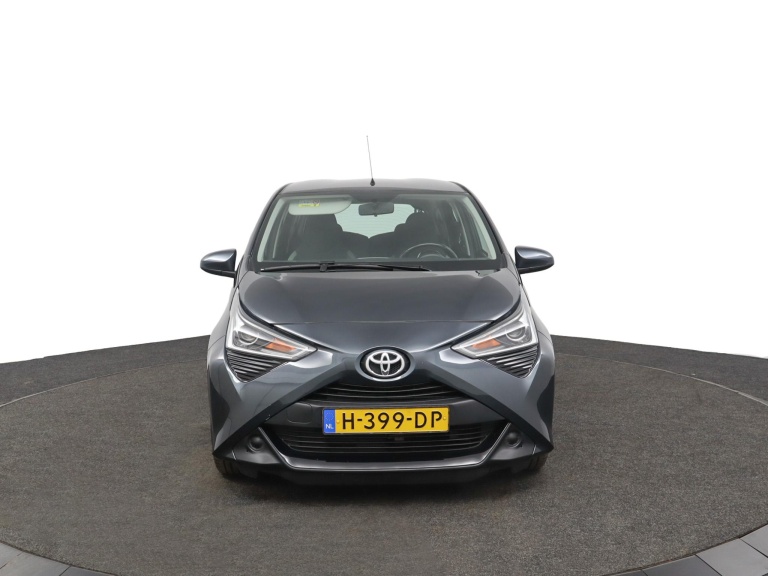 Toyota Aygo - 1.0 VVT-i x-play 16