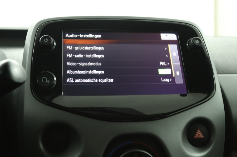 Toyota Aygo - 1.0 VVT-i x-play 46