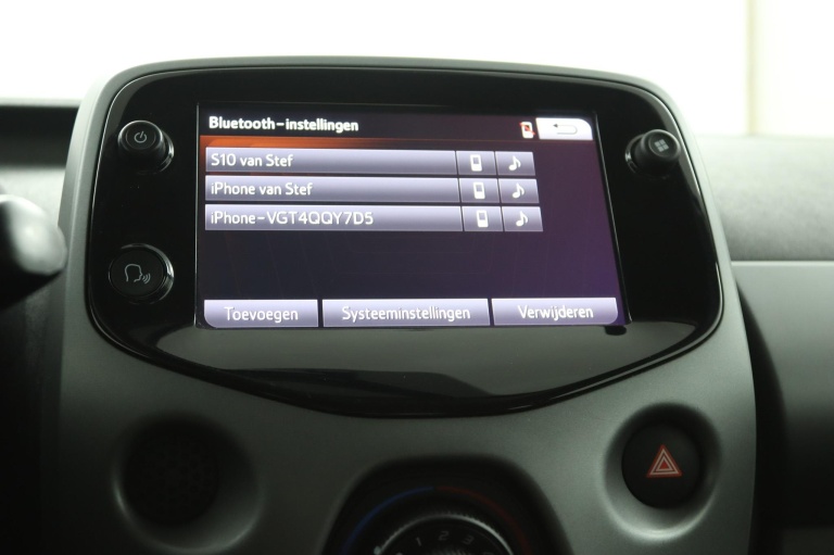Toyota Aygo - 1.0 VVT-i x-play 48