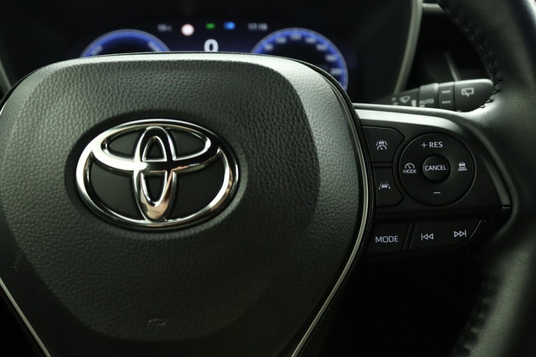 Toyota Corolla Cross - Hybrid 140 Style 19