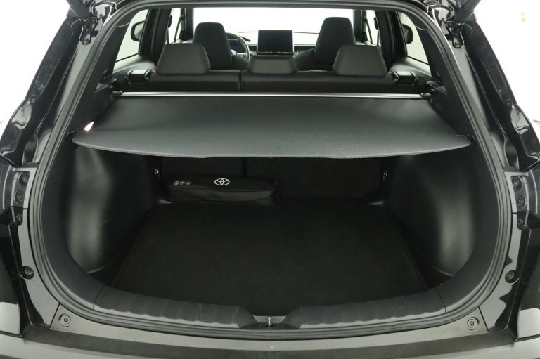 Toyota Corolla Cross - Hybrid 140 Style 22