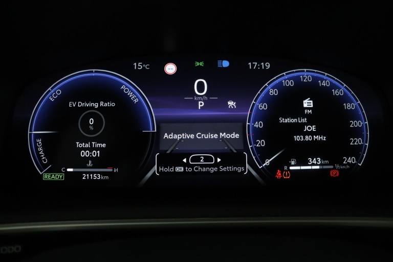 Toyota Corolla Cross - Hybrid 140 Style 43