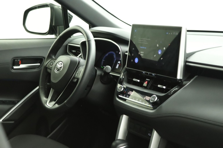 Toyota Corolla Cross - Hybrid 140 Style 58