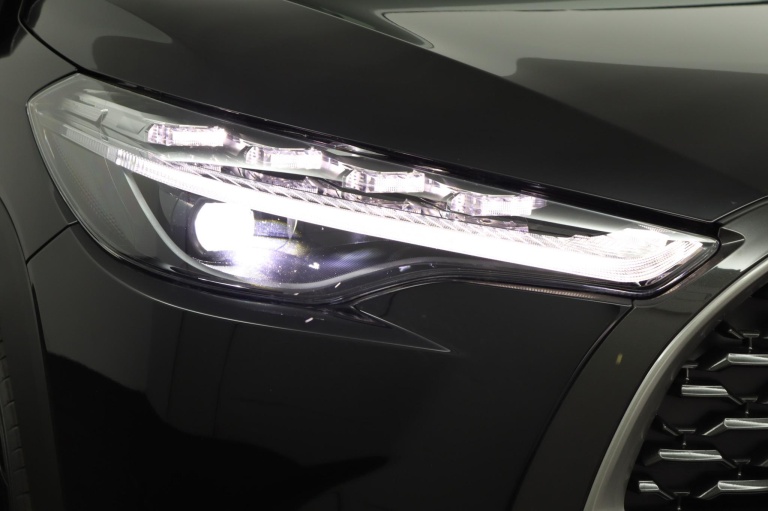Toyota Corolla Cross - Hybrid 140 Style 61
