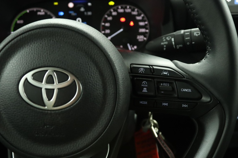Toyota Yaris - 1.5 Hybrid 115 Active 21
