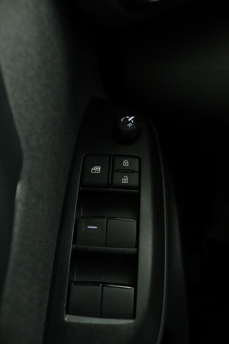 Toyota Yaris - 1.5 Hybrid 115 Active 28