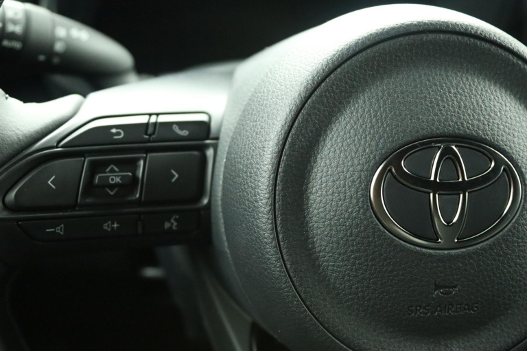 Toyota Yaris Cross - 1.5 Hybrid 115 Dynamic 16