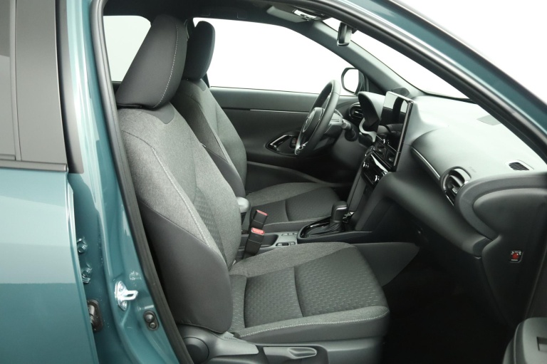 Toyota Yaris Cross - 1.5 Hybrid 115 Dynamic 18