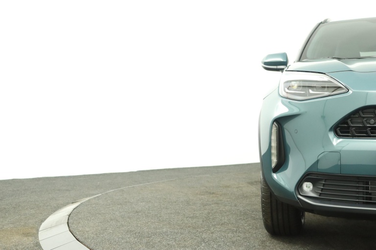 Toyota Yaris Cross - 1.5 Hybrid 115 Dynamic 32