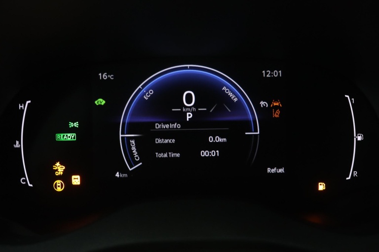 Toyota Yaris Cross - 1.5 Hybrid 115 Dynamic 42