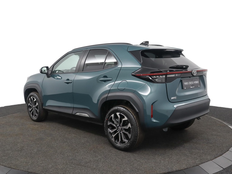 Toyota Yaris Cross - 1.5 Hybrid 115 Dynamic 8