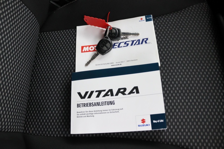 Suzuki Vitara - 1.0 Boosterjet Select Automaat 24