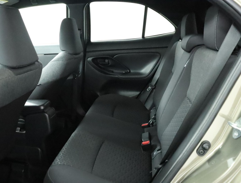 Toyota Yaris Cross - 1.5 Hybrid Dynamic 18