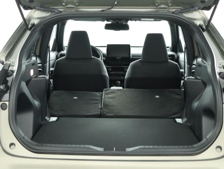 Toyota Yaris Cross - 1.5 Hybrid Dynamic 26