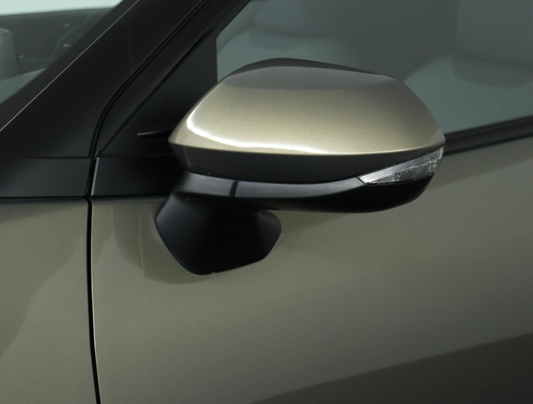Toyota Yaris Cross - 1.5 Hybrid Dynamic 37