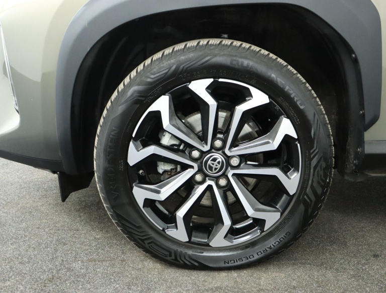 Toyota Yaris Cross - 1.5 Hybrid Dynamic 38