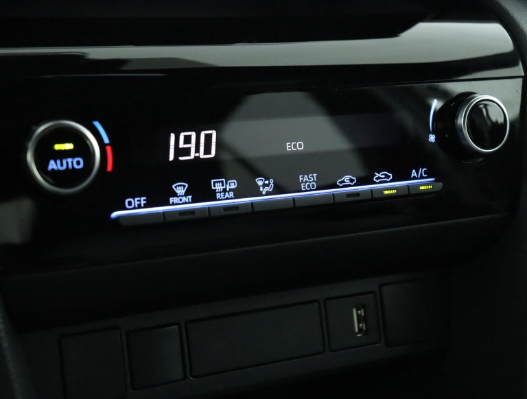 Toyota Yaris Cross - 1.5 Hybrid Dynamic 7