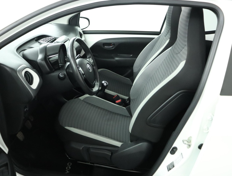 Toyota Aygo - 1.0 VVT-i x-cite 17