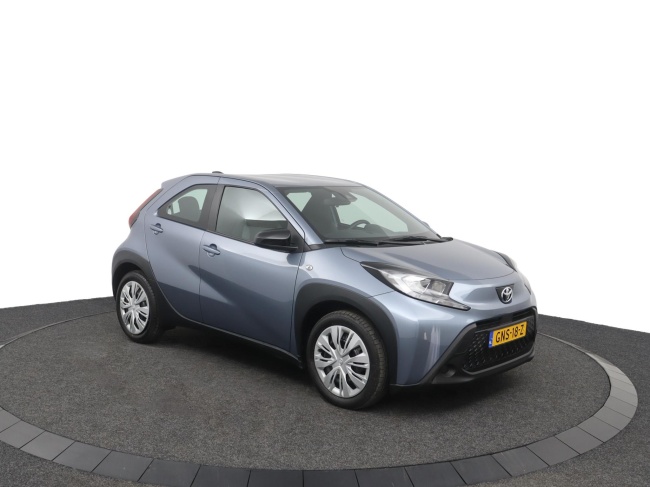 Toyota Aygo X - 1.0 VVT-i MT Play